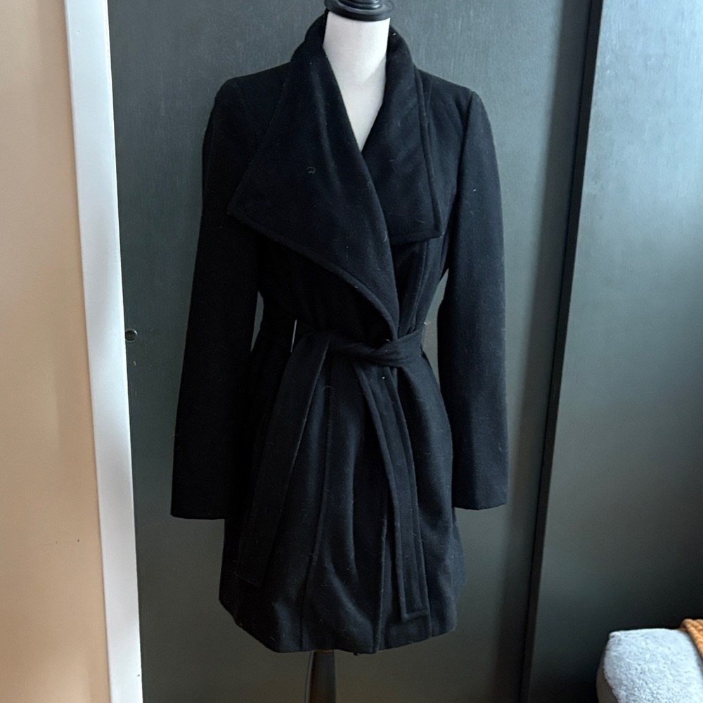Calvin Klein Elegant Black Trench Coat